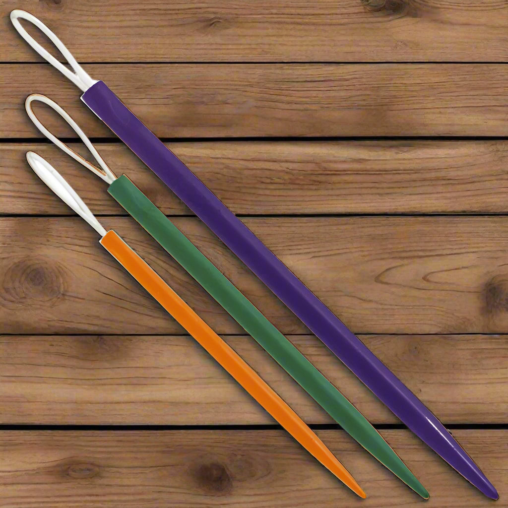 Ullnål i tre storlekar