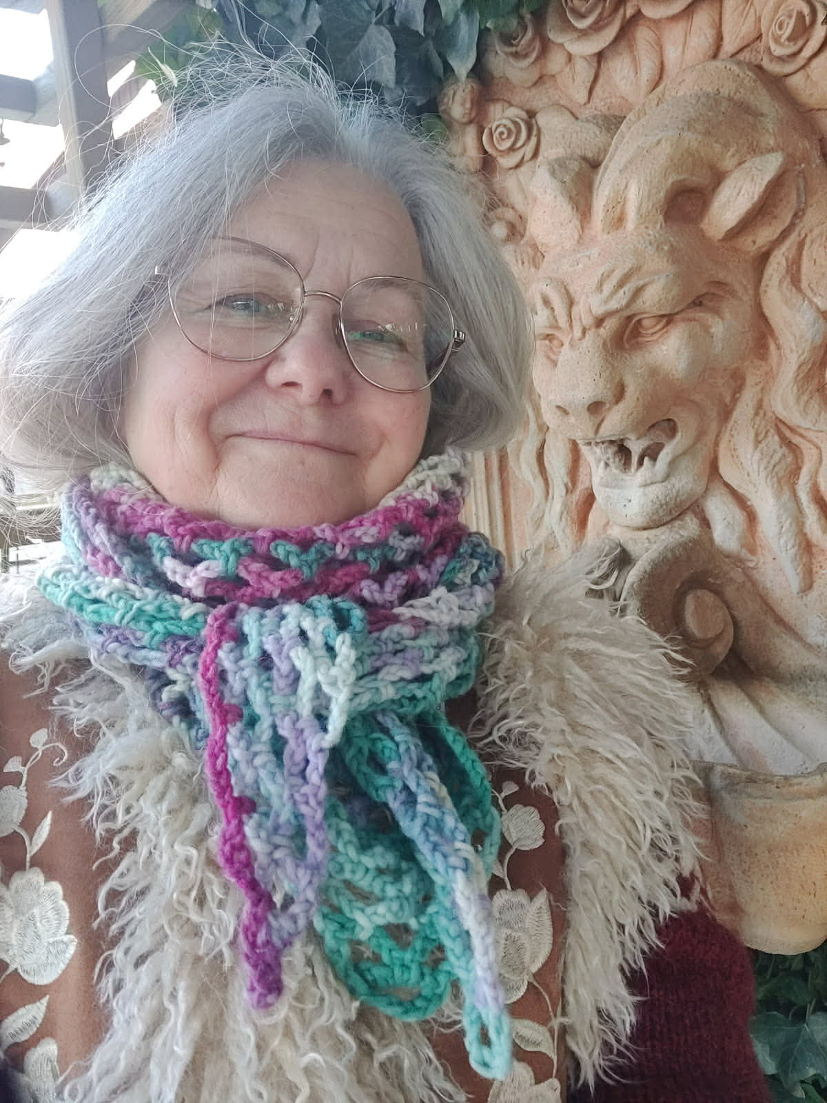 (In English) Crochet a shawl & Read crochet patterns (18/4)