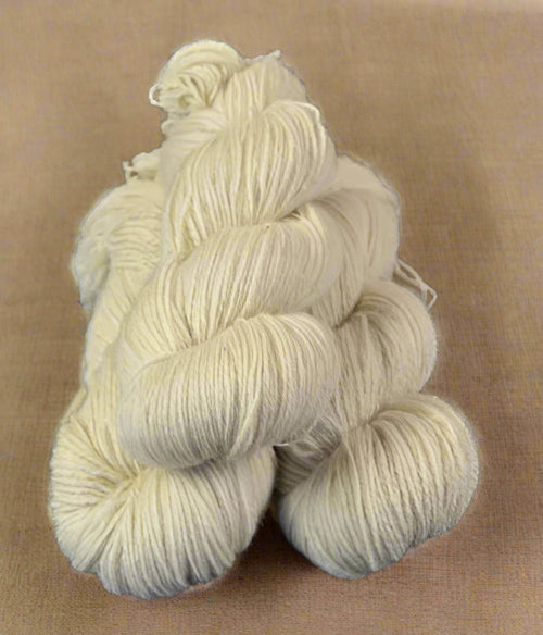 Ullcentrum 3-trådigt ullgarn