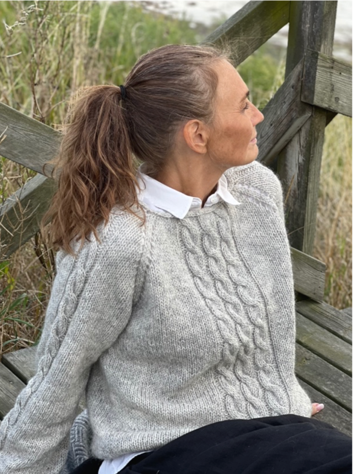 Fjäderlätt Sweater