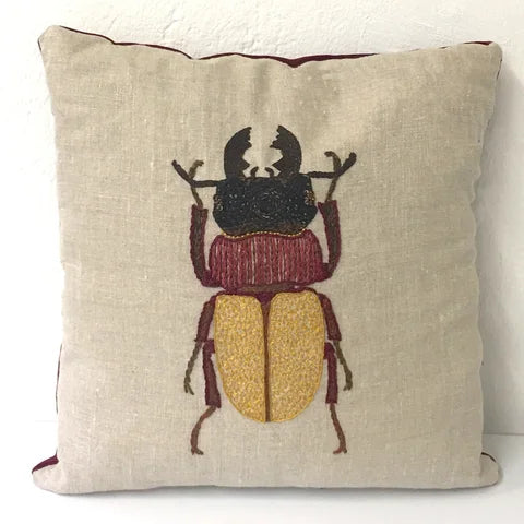 Broderikit - Kudde med bagge