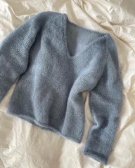 Stickpaket - Petite Knit Cumulus bluse V-neck (Kaos Yarn Brushed alpaca)