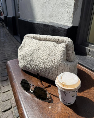 Petite Knit: Teddy Clutch