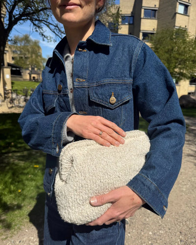 Petite Knit: Teddy Clutch